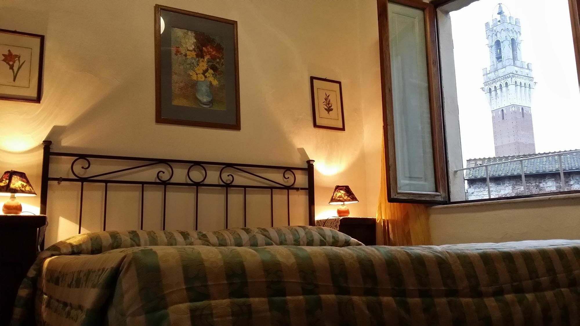 Albergo Centrale Siena Exterior photo
