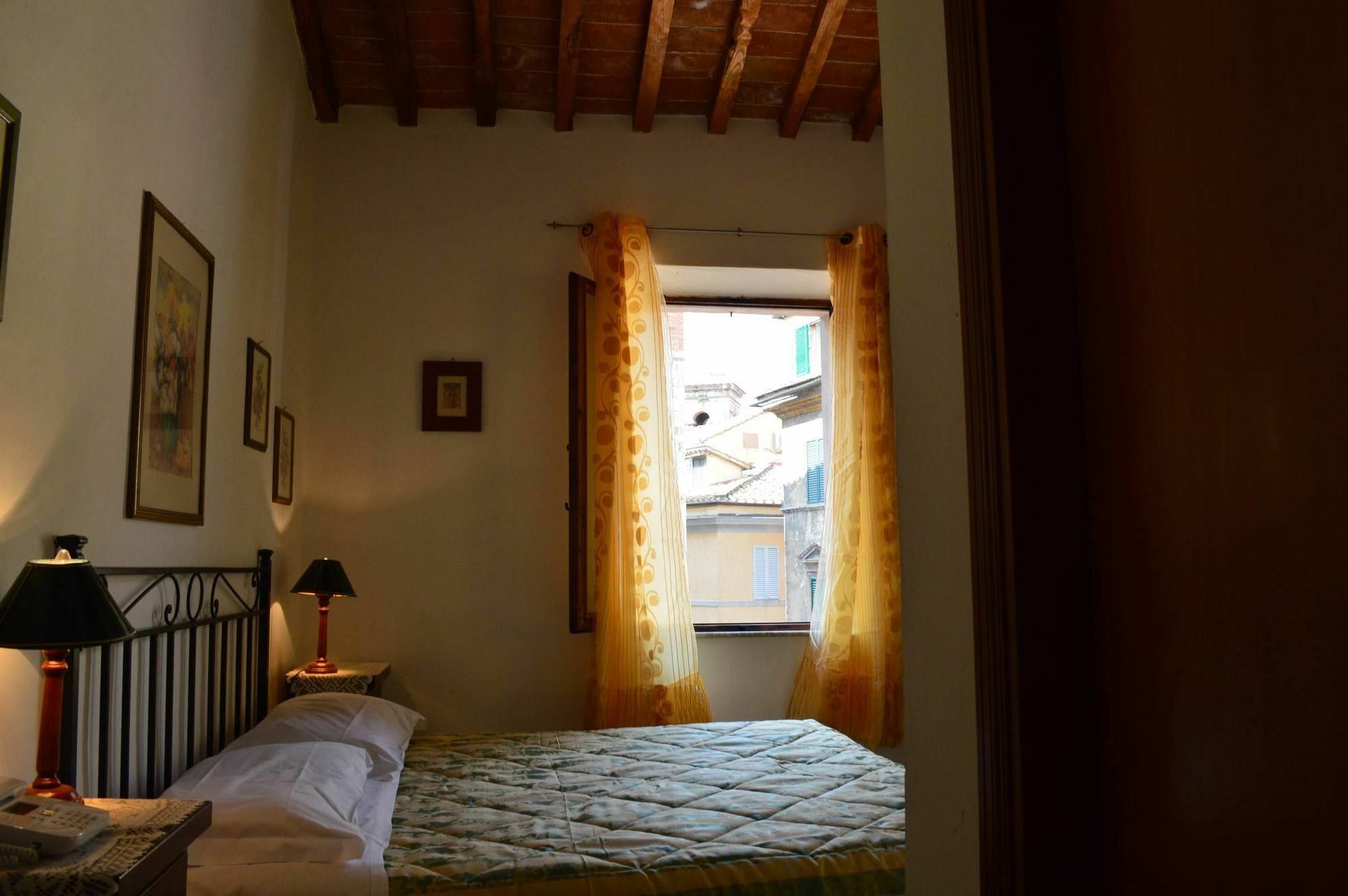 Albergo Centrale Siena Exterior photo